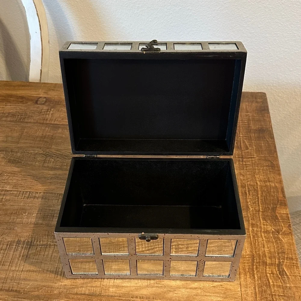 Silver Mirrored Wooden Storage Box, Red Speckles, Black Interior 10.5”x6.5”x7”